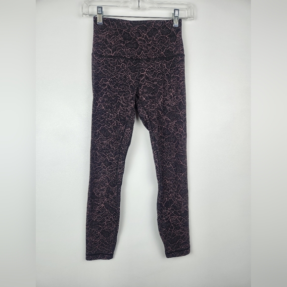 Lululemon Align Cropped Leggings Lace Pattern Size 4 - Picture 1 of 7